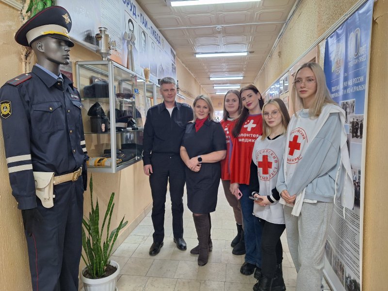 «Студенческий десант»  посетил Госавтоинспекцию Новоуральска